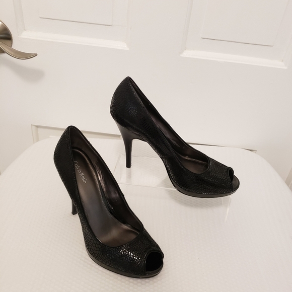 Calvin Klein Black Peep Toe Stilletos Size 9, Stylish, Chic - Picture 4 of 14